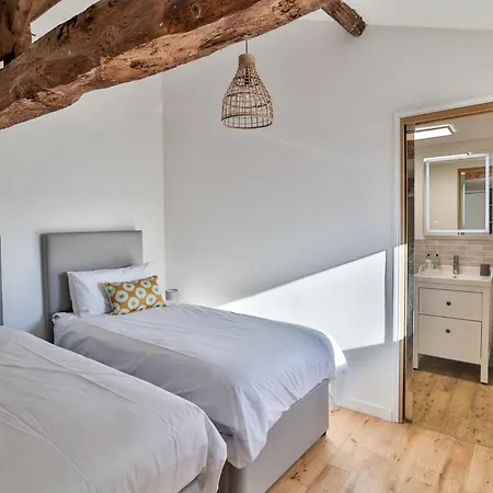 Plemont Holiday home Saint-Sulpice-de-Cognac