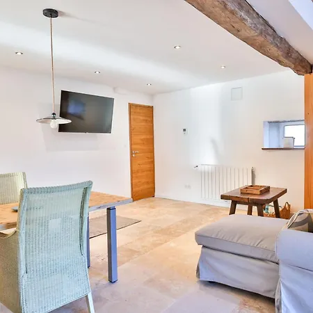 Holiday home Plemont
