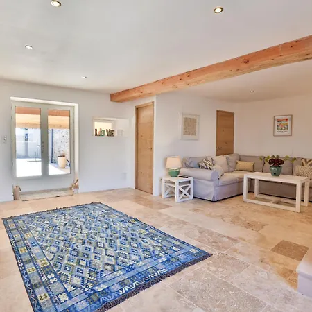 Holiday home Plemont