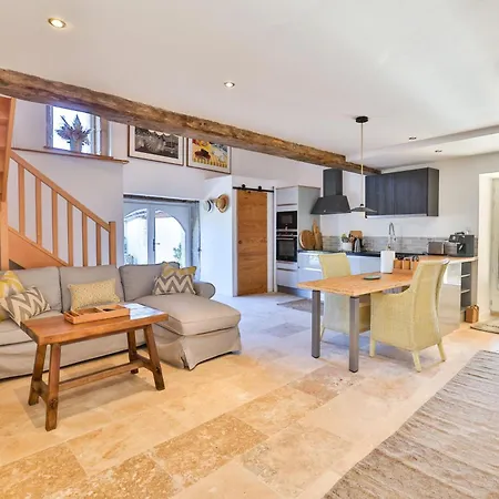 Holiday home Plemont